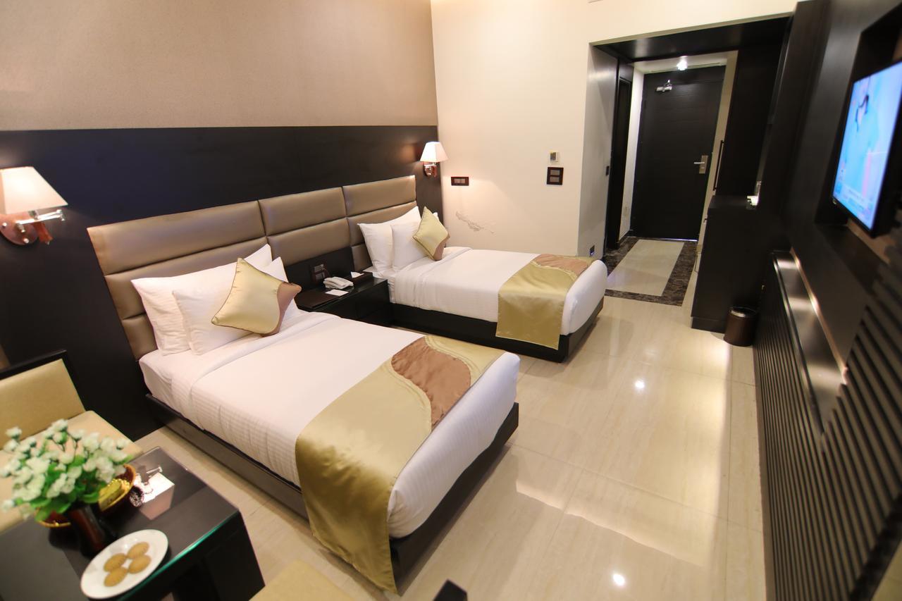 Hotel Grand Orchid Haridwār Dış mekan fotoğraf